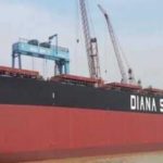 Diana Shipping firma contrato de fletamento para buque Kamsarmax
