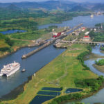 El Canal de Panamá reduce la fuerza laboral y las cancelaciones de reservas aumentan