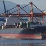 El buque de carga Navios perdió tres contenedores en aguas australianas