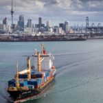 Nueva Zelanda elimina las restricciones por la pandemia y permite la entrada de algunos buques marítimos