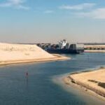 El Canal de Suez le da a los transportistas de vehículos una rebaja en el peaje