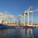 Primer embarque en Cádiz de ocho grúas para Tánger Med