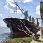 Capitán de buque granelero murió al arribar a un puerto griego