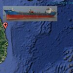 China: 10 marinos fueron rescatados de un buque de caga escorado en el mar del sur