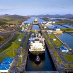 Canal de Panamá establece récord de tránsito y tonelaje de GNL