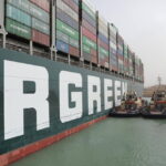 Impactos del bloqueo del canal de Suez; Popa parcialmente reflotada – actualización