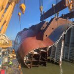 La operación de recuperación del naufragio «Golden Ray» va despacio y continuará hasta junio