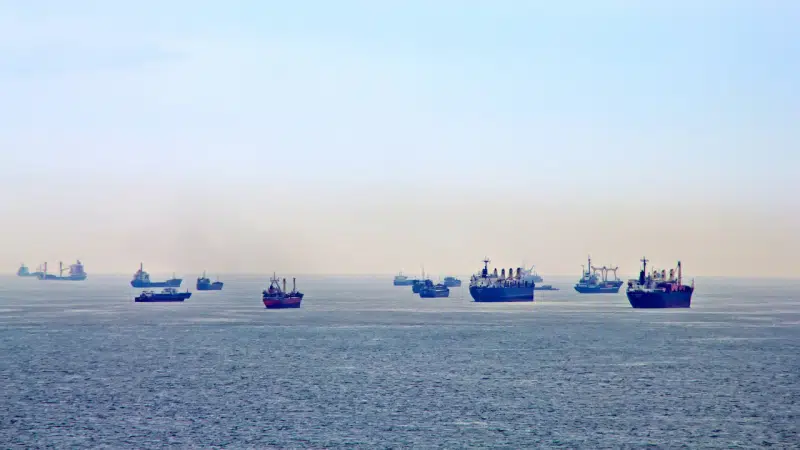 La MMEA de Johor detiene a más de 100 embarcaciones por fondear ilegalmente en 2021