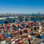 El puerto de Long Beach registra un mes de febrero récord en medio de los esfuerzos por despejar los muelles de contenedores
